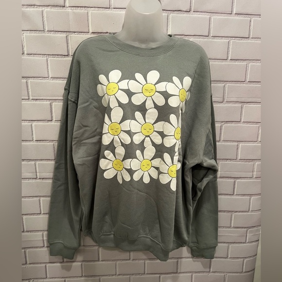 Grayson Threads, The Label Juniors' Sleepy Daisy Graphic Sweatshirt/size… - Picture 7 of 9